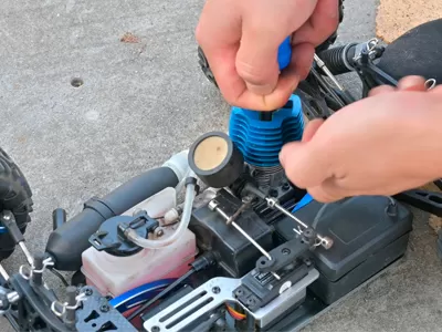 Métodos de partida do motor Nitro RC para carros VRX RC Nitro: escolhendo a técnica certa para o seu motor