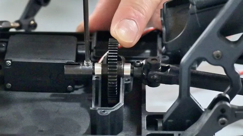 Guide to Using Threadlocker on RC Cars