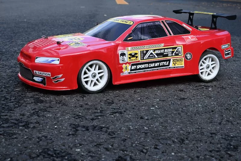 10 Escala 4WD Elétrico On-road RC Drift 2.4G Escovado de Alta Velocidade # RH1025D