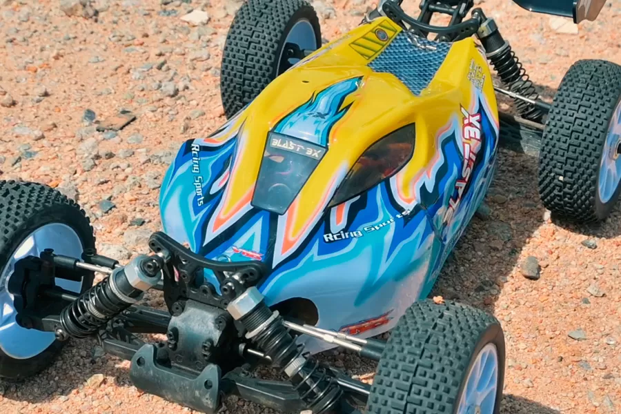 8 escala 4WD off-road RC Buggy 2.4G sem escova de alta velocidade RTR # RH816