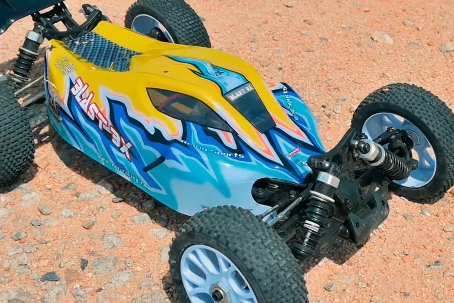 8 escala 4WD off-road RC Buggy 2.4G sem escova de alta velocidade RTR # RH816