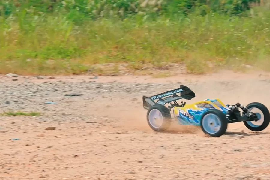 8 escala 4WD off-road RC Buggy 2.4G sem escova de alta velocidade RTR # RH816