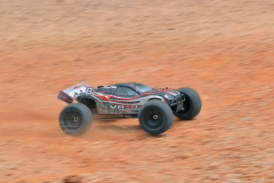 8 escala 4WD off-road RC elétrico Truggy 2.4G sem escova de alta velocidade RTR # RH811