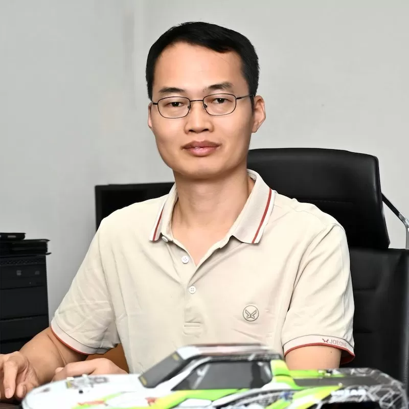 VRX Racing Brand Fundador