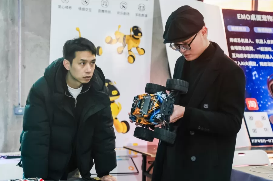 VRX RACING Showcases High-Performance RC at Shanghai Haling Model Toy Festival VRX RACING Showcases High-Performance RC at Shanghai Haling Model Toy Festival